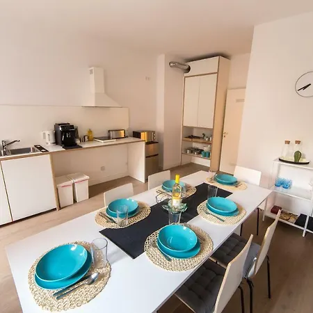 ☆ Moderne 90m² 3-zimmer Im Zentrum Mit Netflix Augsburgo