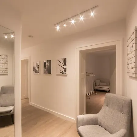 ☆ Moderne 90m² 3-zimmer Im Zentrum Mit Netflix Apartamento Augsburgo